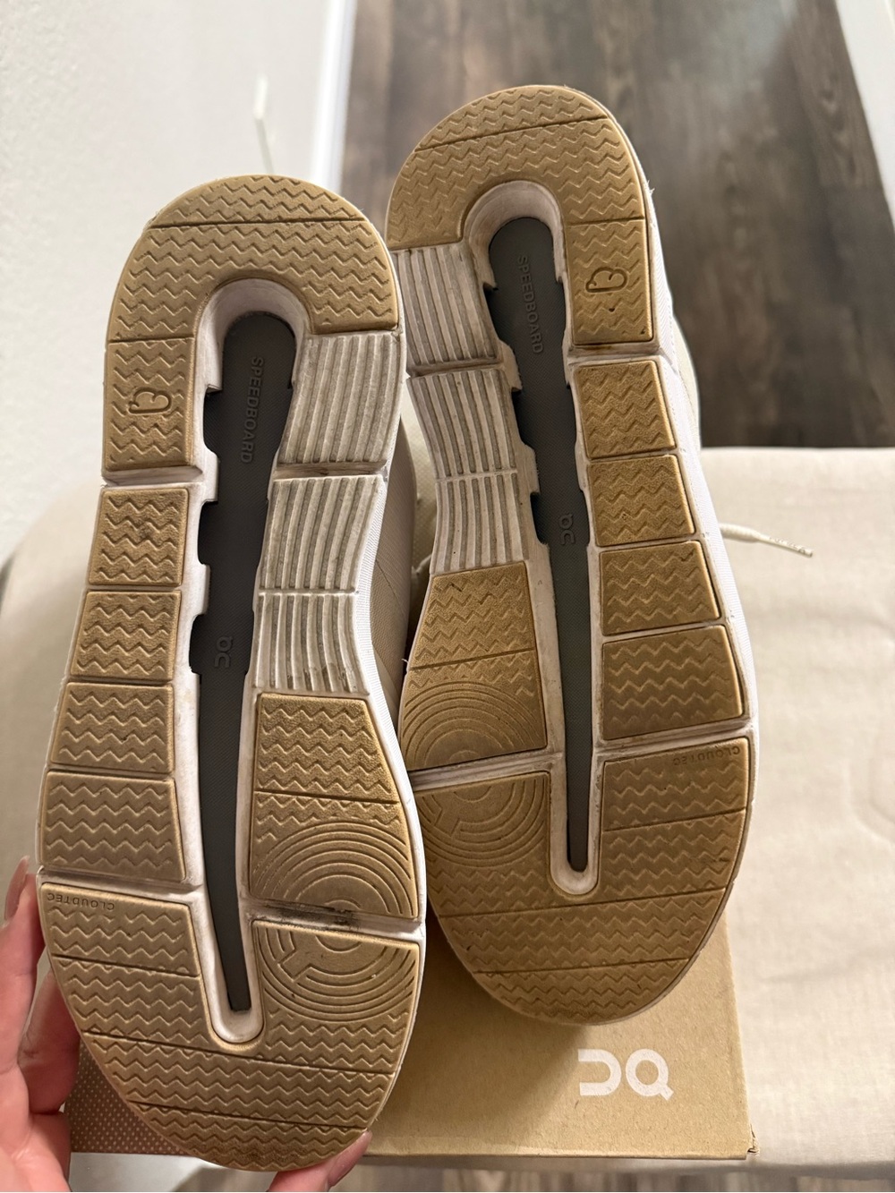 On The ROGER Spin Tennis Sneaker - Dew/Savannah - Picture 5 of 6